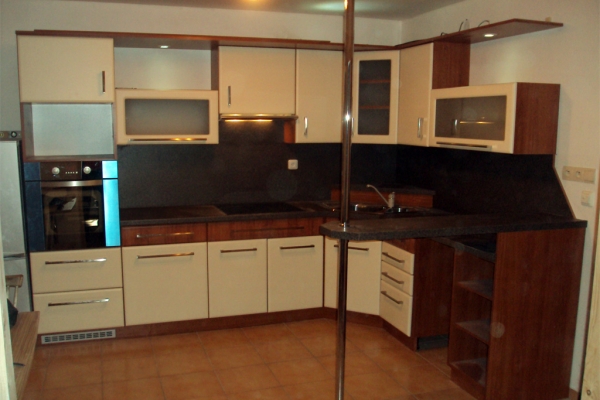 kuchyn29AA2A3DB3-5C72-BCDD-7184-9BF6E875A809.jpg